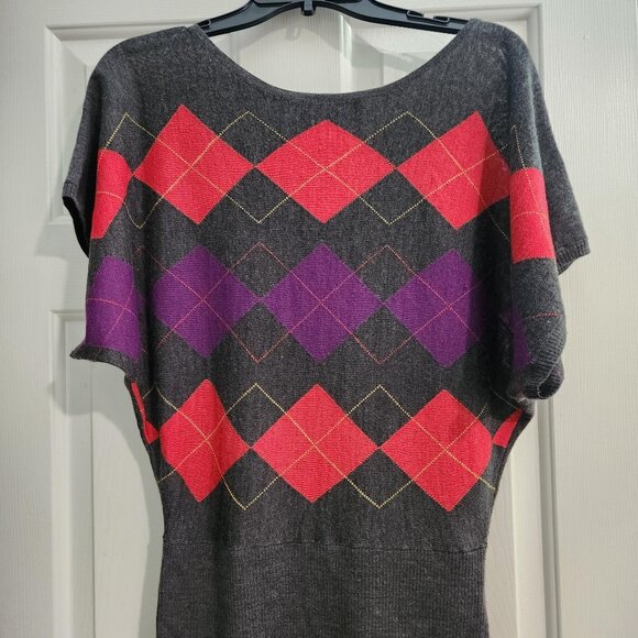 Argyle Sweater - Picture 1 of 2
